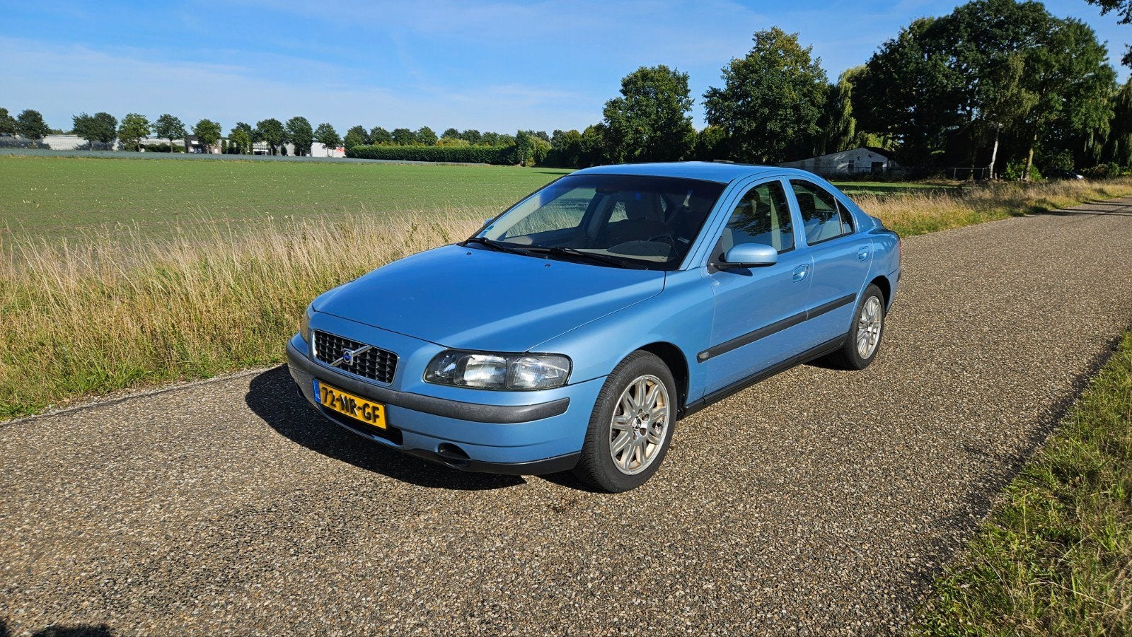 Volvo S60 2.5 T 2004 Blauw nieuwe APK, Voorwielaandrijving, Blauw, S60, 2521 cc