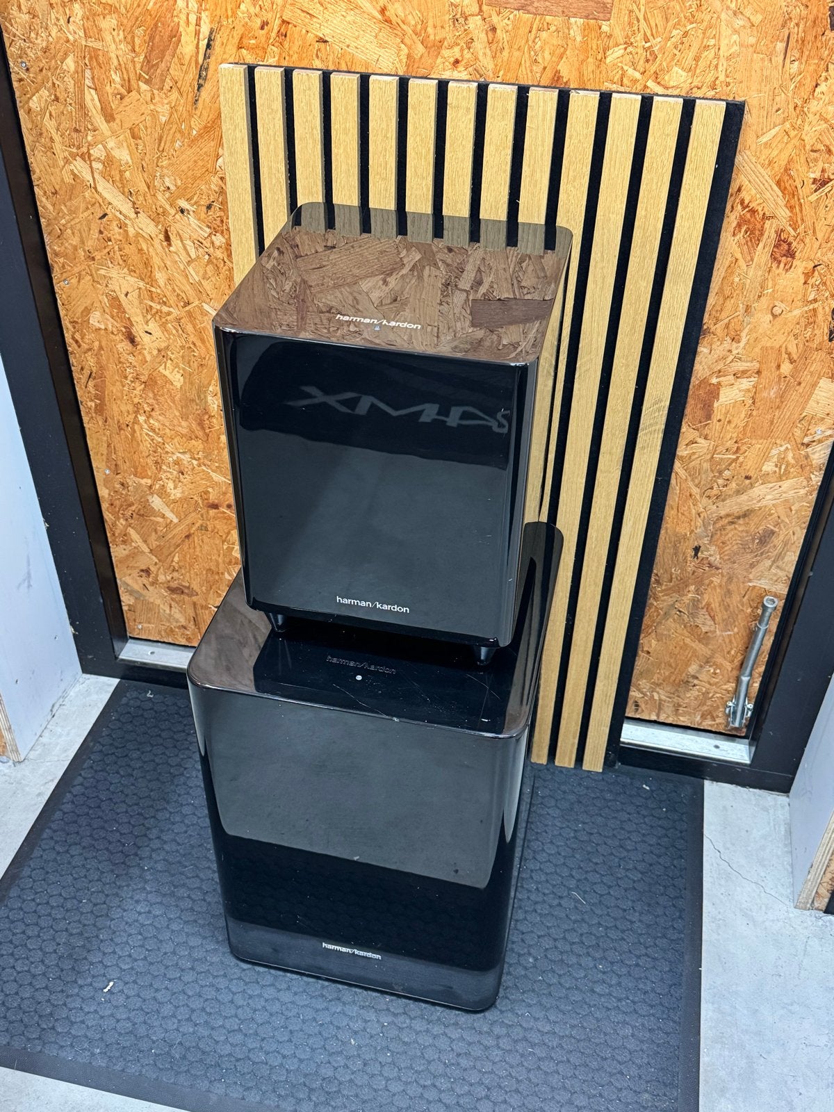 2 Harman Kardon Subwoofers (defect), Subwoofer, Harman Kardon, Ophalen, 150 watt of meer