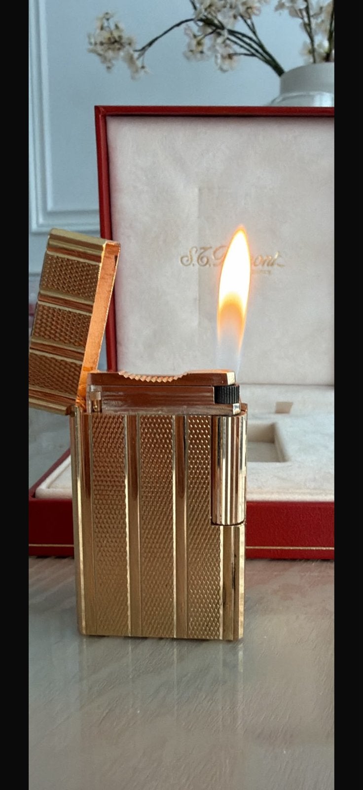 Luxe S.T. Dupont Aansteker Goudkleurig met Doos en Papieren, Verzamelen, Ophalen, Zo goed als nieuw, Aansteker