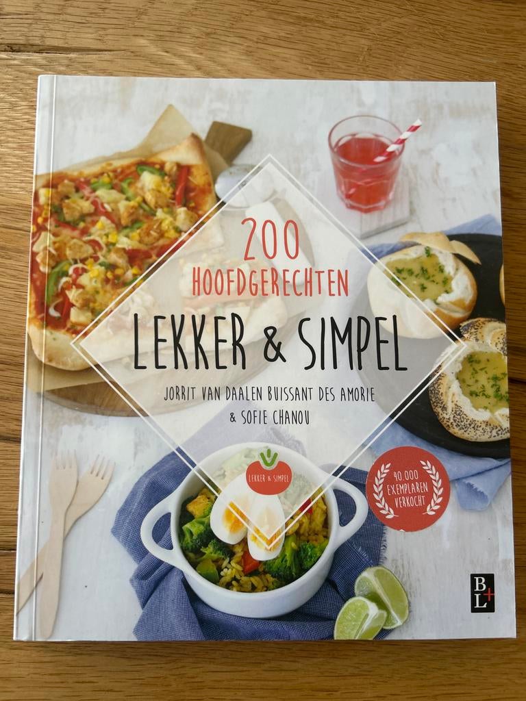 Lekker & Simpel: 200 Hoofdgerechten Kookboek, Ophalen of Verzenden, Zo goed als nieuw, Hoofdgerechten