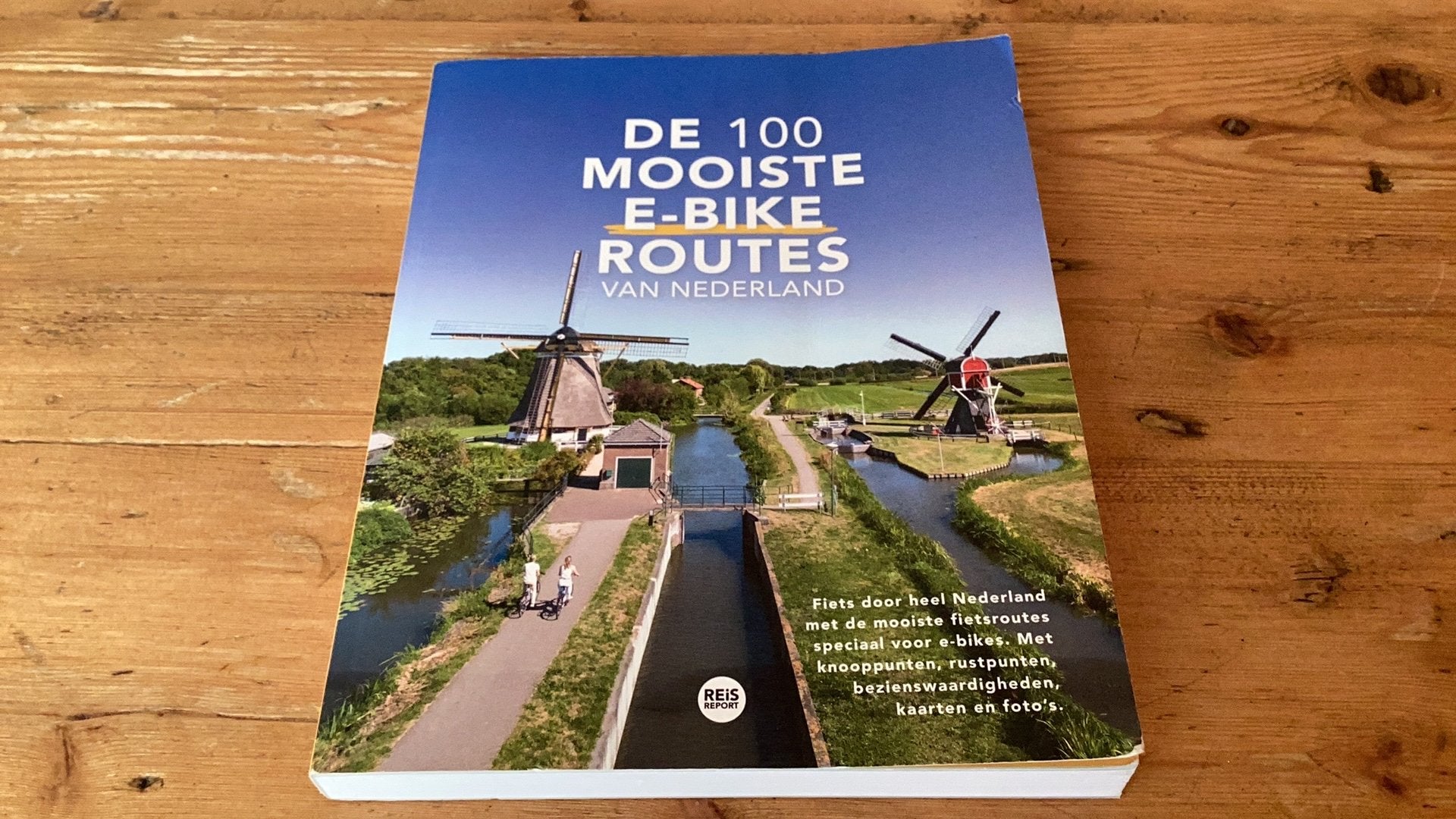 DE 100 MOOISTE E-BIKE ROUTES VAN NEDERLAND (paperback)., Overige merken, Fiets- of Wandelgids, Ophalen of Verzenden, Zo goed als nieuw