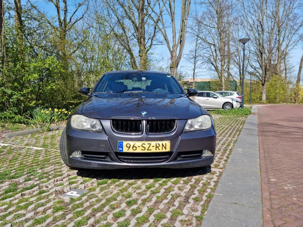 BMW 320i Graphite High Executive | 1e eigenaar | Vol opties, Auto's, BMW, Achterwielaandrijving, 1995 cc, 4 cilinders, Handgeschakeld