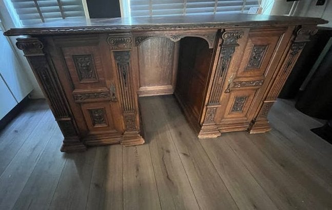 Antiek Eiken Bureau met Rijkelijk Snijwerk, Antiek en Kunst, Ophalen