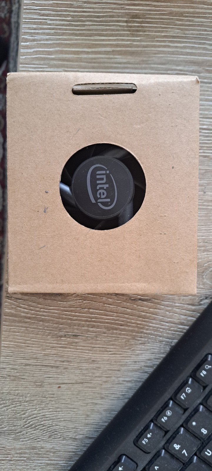 Intel stock cooler, Ophalen of Verzenden, Nieuw, Bedraad, Intel