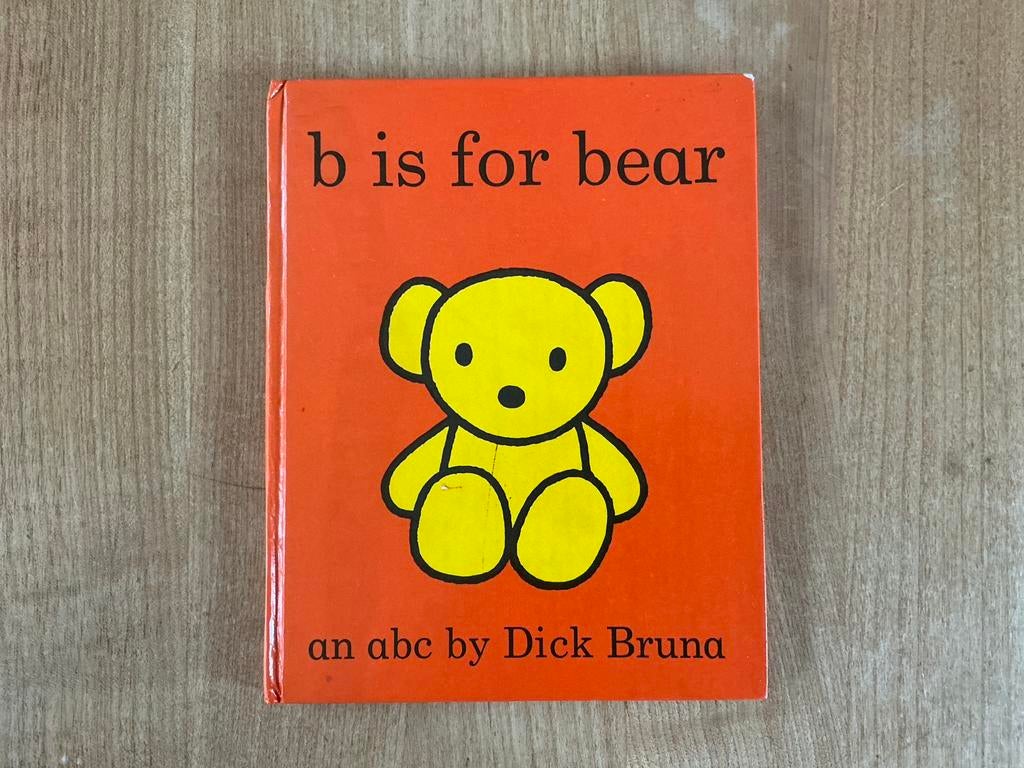 B is for bear - an ABC by Dick Bruna - Engelstalig, Ophalen of Verzenden, Gelezen, Fictie algemeen