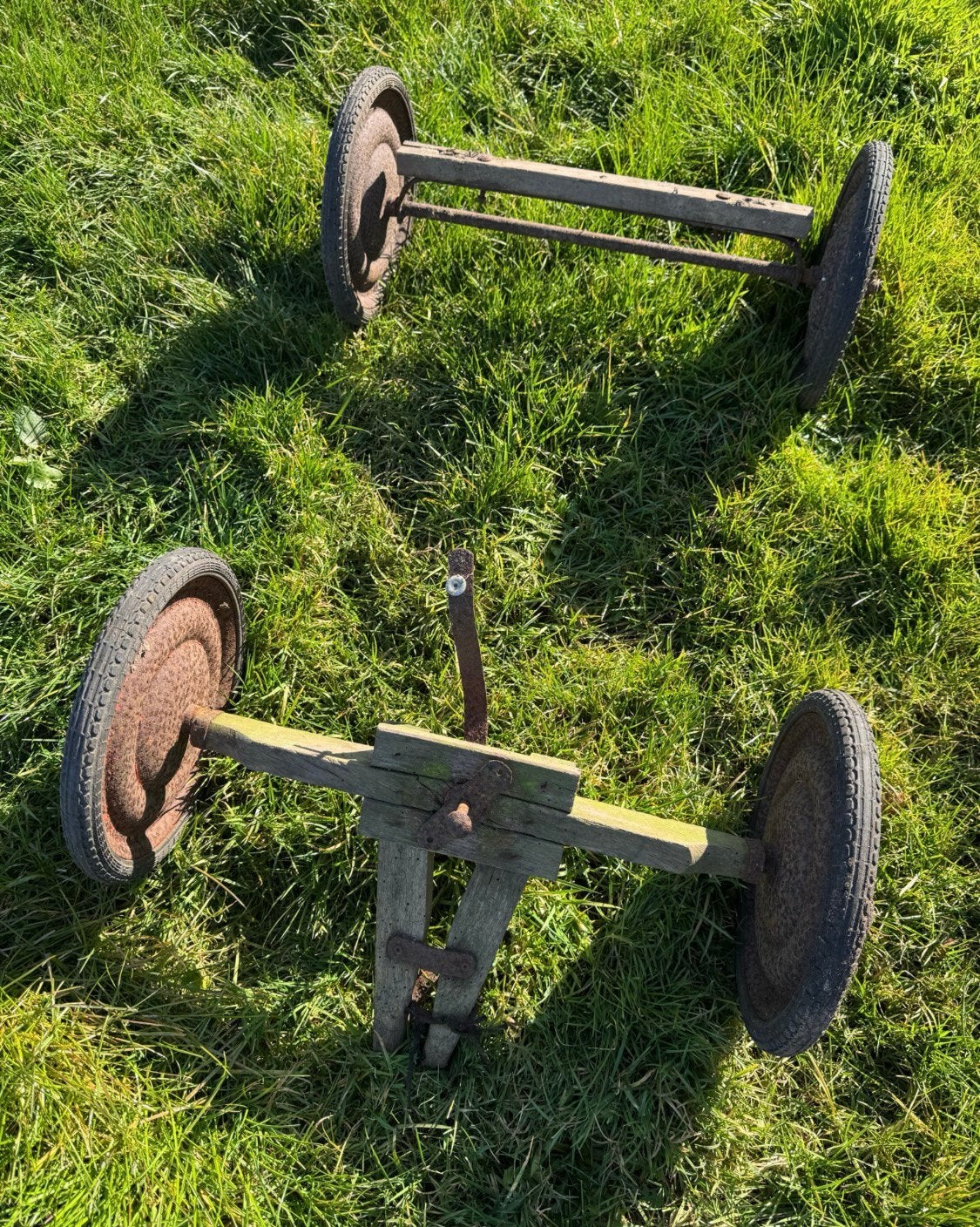 Onderstel kar vintage karrenwielen wielen, Antiek en Kunst, Ophalen
