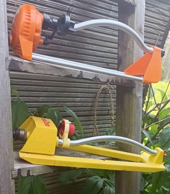Sproeiers voor gazon/planten: 2 zwenk- en 1 sectorsproeier, Tuin en Terras, Ophalen