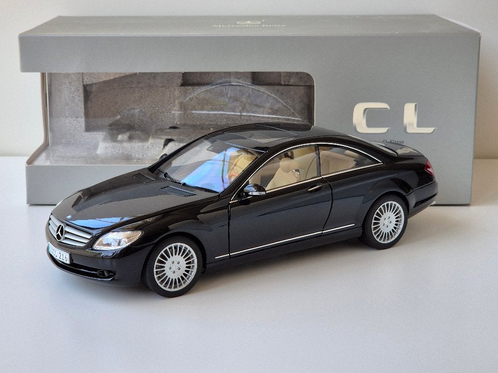 1:18 AutoArt Mercedes-Benz CL-klasse W216 Obsidiaanzwart, Hobby en Vrije tijd, Modelauto's | 1:18, Ophalen of Verzenden, Zo goed als nieuw