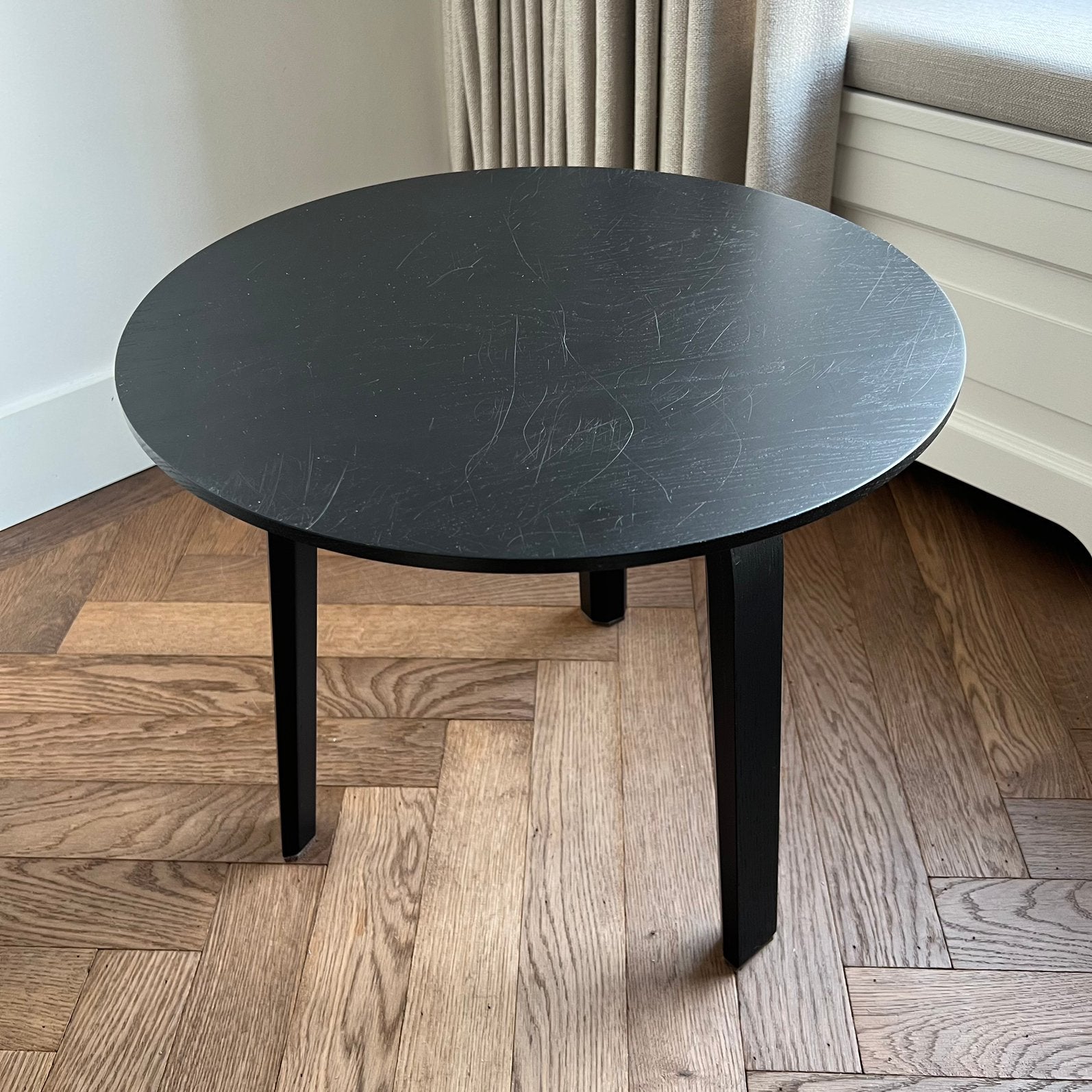 1X HAY Bella bijzettafel Ø45 cm / 39 cm hoog, Huis en Inrichting, Tafels | Salontafels, Ophalen, Minder dan 50 cm, Gebruikt, Minder dan 50 cm