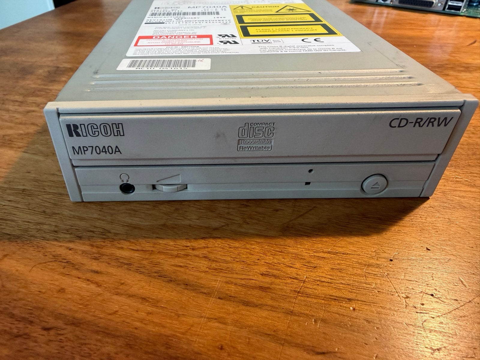 Ricoh MP7040A CD-R/RW Drive - Vintage Intern CD-brander, Computers en Software, Intern, Gebruikt, Ophalen of Verzenden, Windows