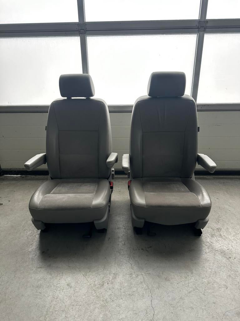 VW T5 / T6 Multivan Transporter stoelen + consoles, Ophalen, Gebruikt, Volkswagen