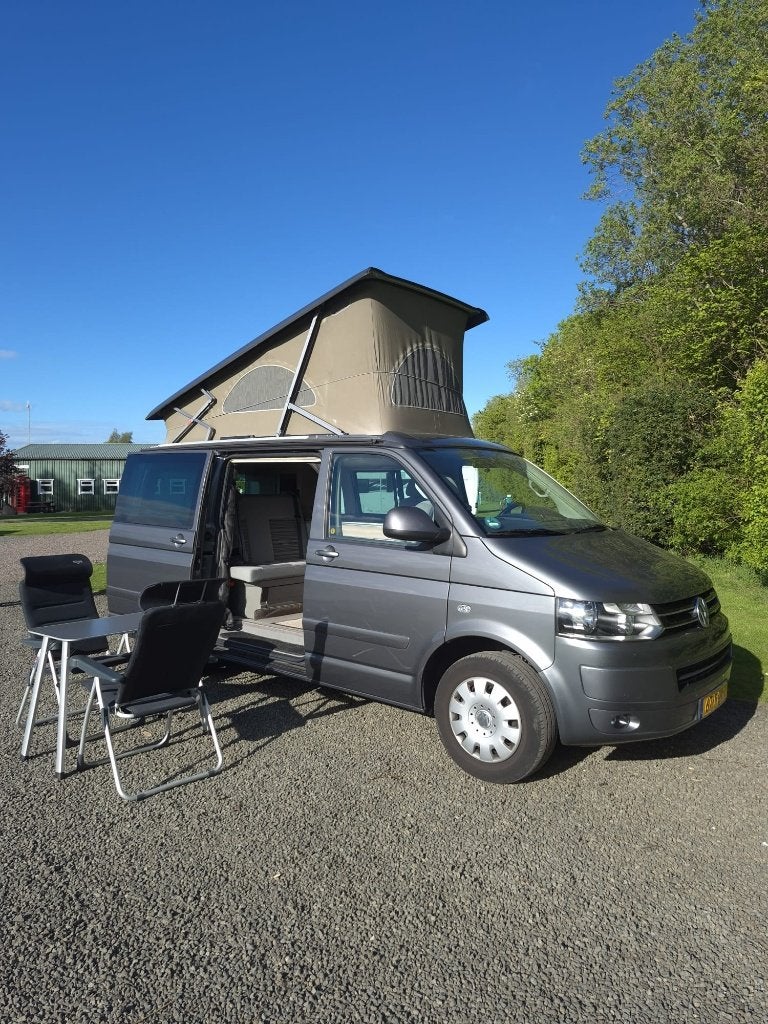 Volkswagen T5 California - 2011, Caravans en Kamperen, Campers, Volkswagen, 7 tot 12 maanden geleden, Particulier, Koelkast