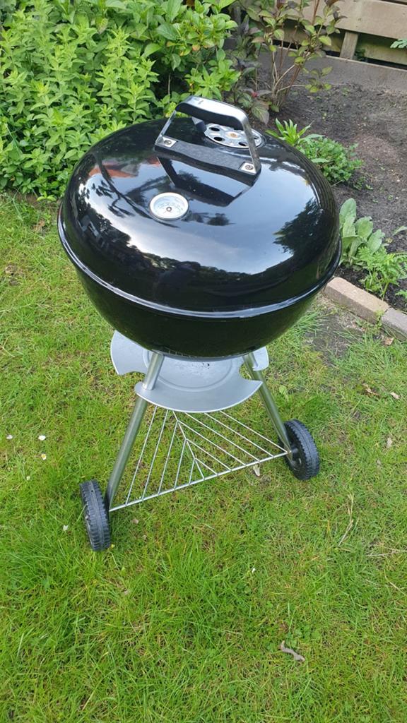 Bbq met starter in goede staat., Ophalen, Zo goed als nieuw
