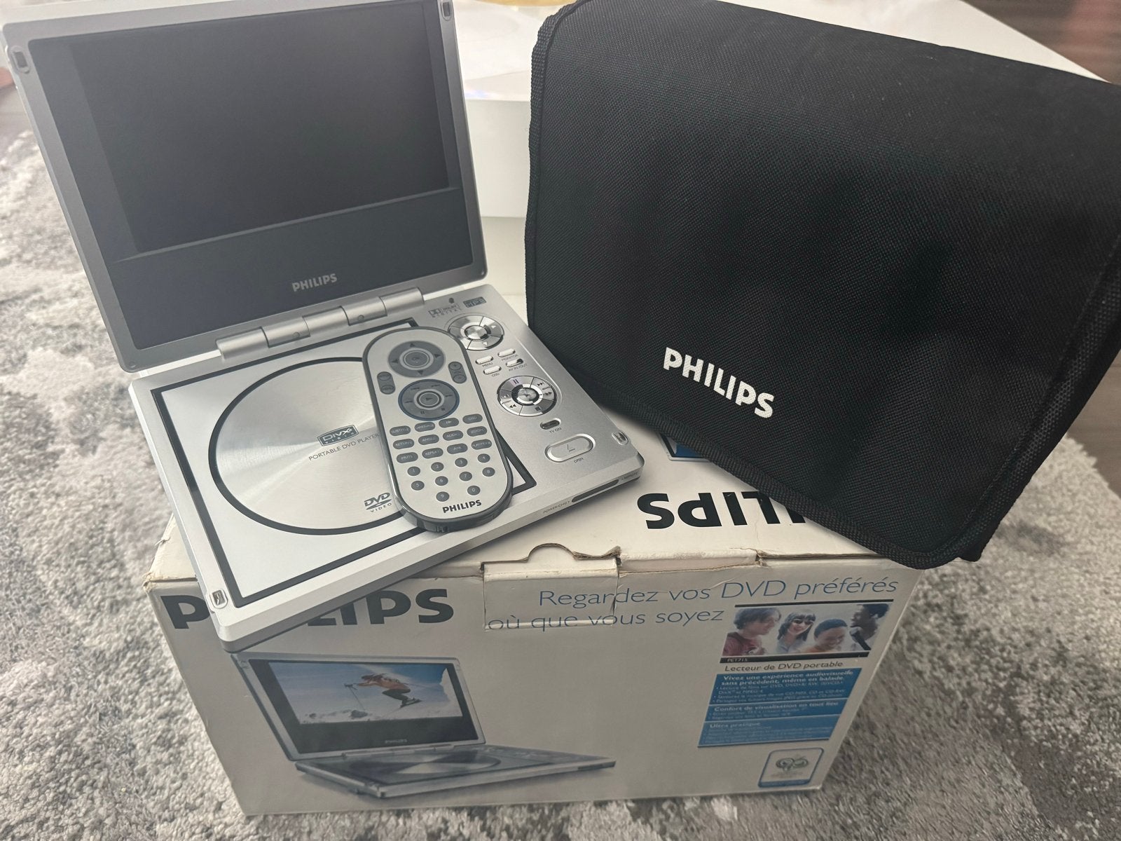 Philips Draagbare DVD-speler met accessoires, Audio, Tv en Foto, Dvd-spelers, Philips, Draagbaar, Zo goed als nieuw, Ophalen