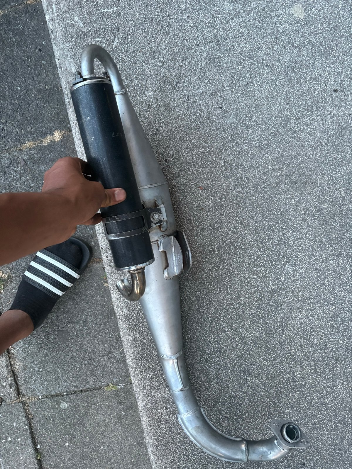 Laser uitlaat 50/70cc, Fietsen en Brommers, Ophalen of Verzenden, Gebruikt, Uitlaat