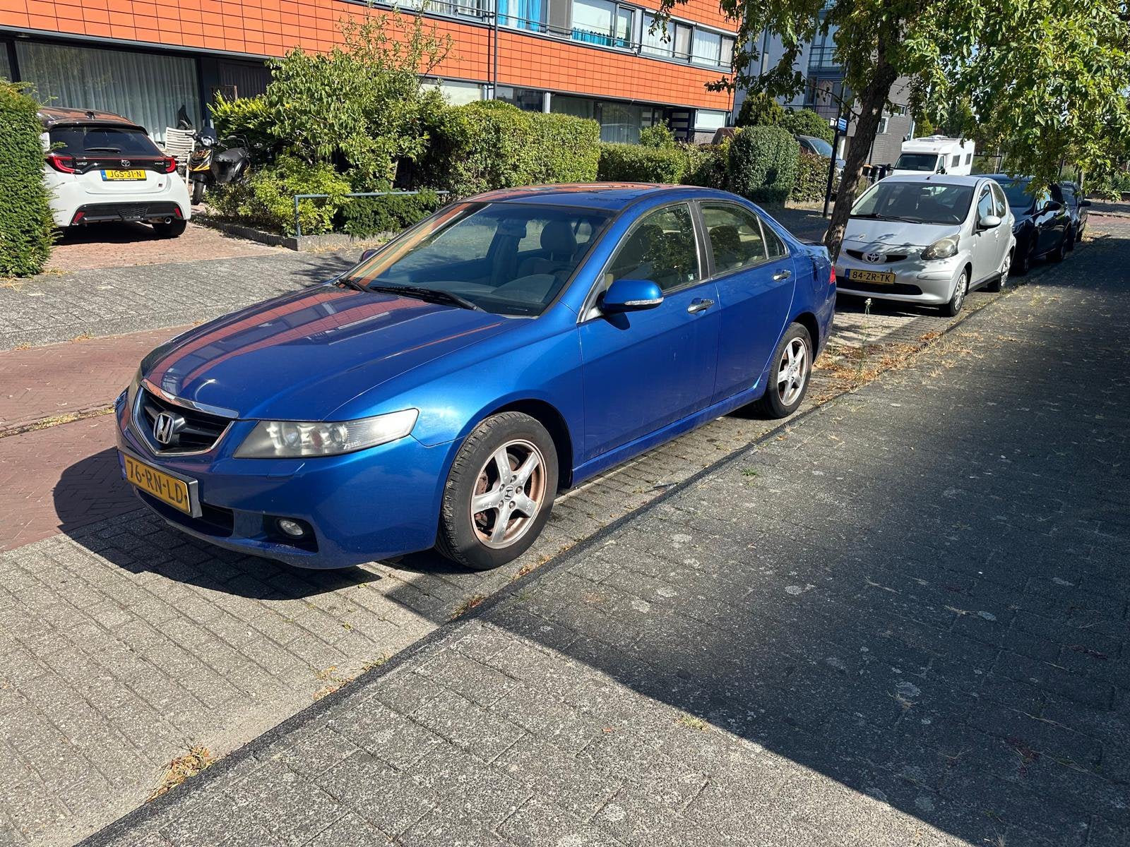Honda accord sedan, Voorwielaandrijving, 1299 cc, 15 km/l, 40 €/maand