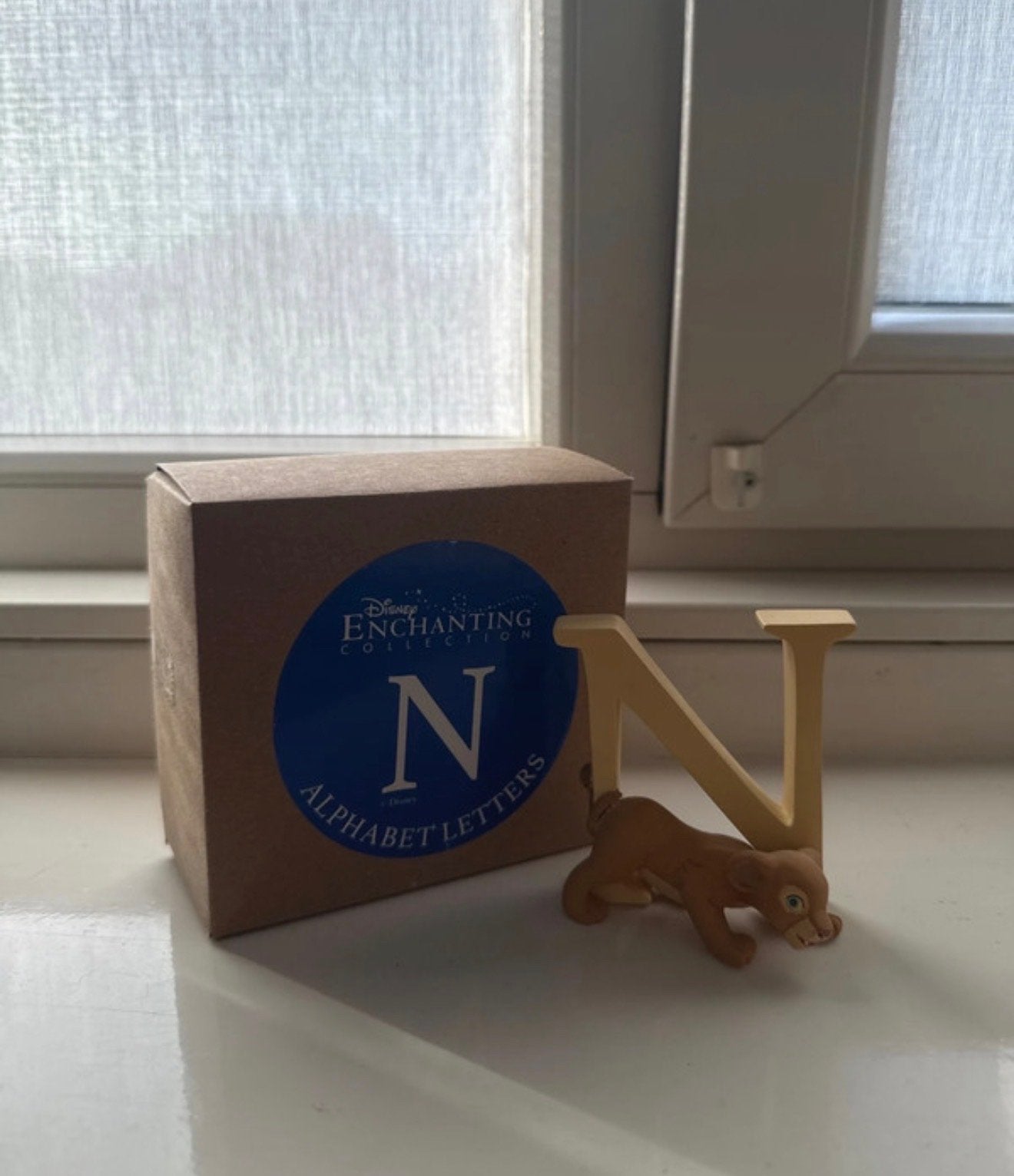 Disney Enchanting Collection Letter N met Nala figuur, Ophalen of Verzenden, Nieuw