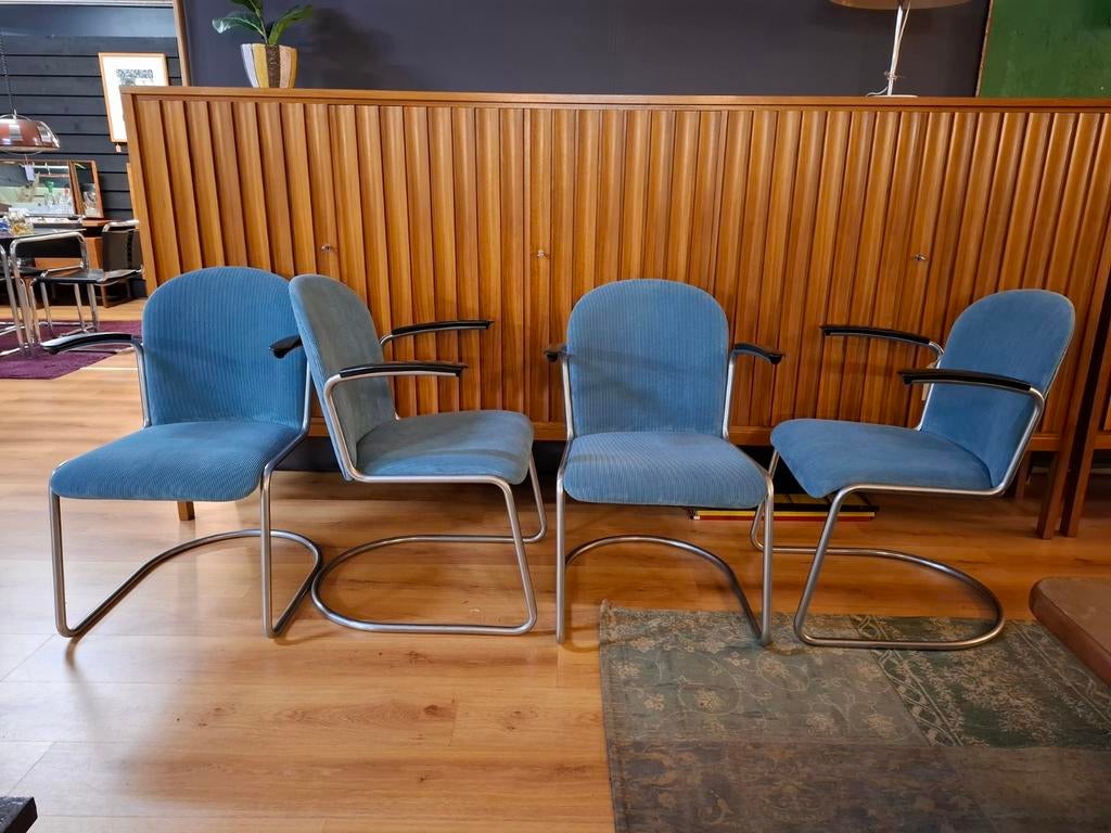 Vintage Gispen design buisframe stoelen model 413 ribstof, Ophalen, Vintage mid century design jaren 60 70, ..., Zo goed als nieuw