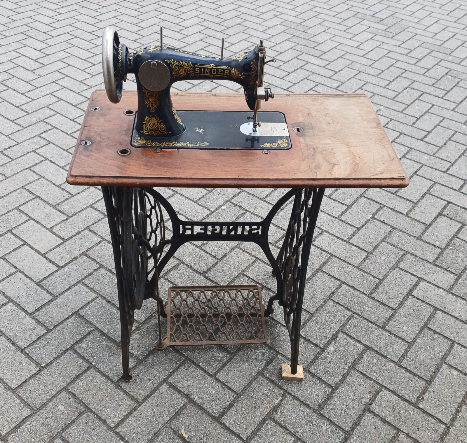 oude naaimachine, Antiek en Kunst, Ophalen of Verzenden