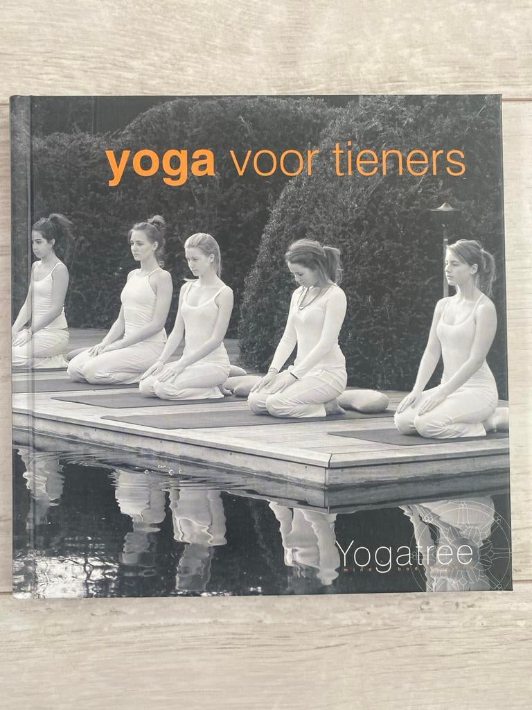 Yoga voor Tieners - Yogatreemindbody, Ophalen of Verzenden, Zo goed als nieuw