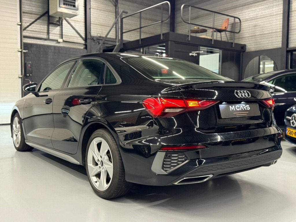 Audi A3 Limousine 30 TDI S Edition CARPLAY/CRUISE/VIRTUAL, Auto's, Audi, Voorwielaandrijving, 1325 kg, Gebruikt, 4 cilinders