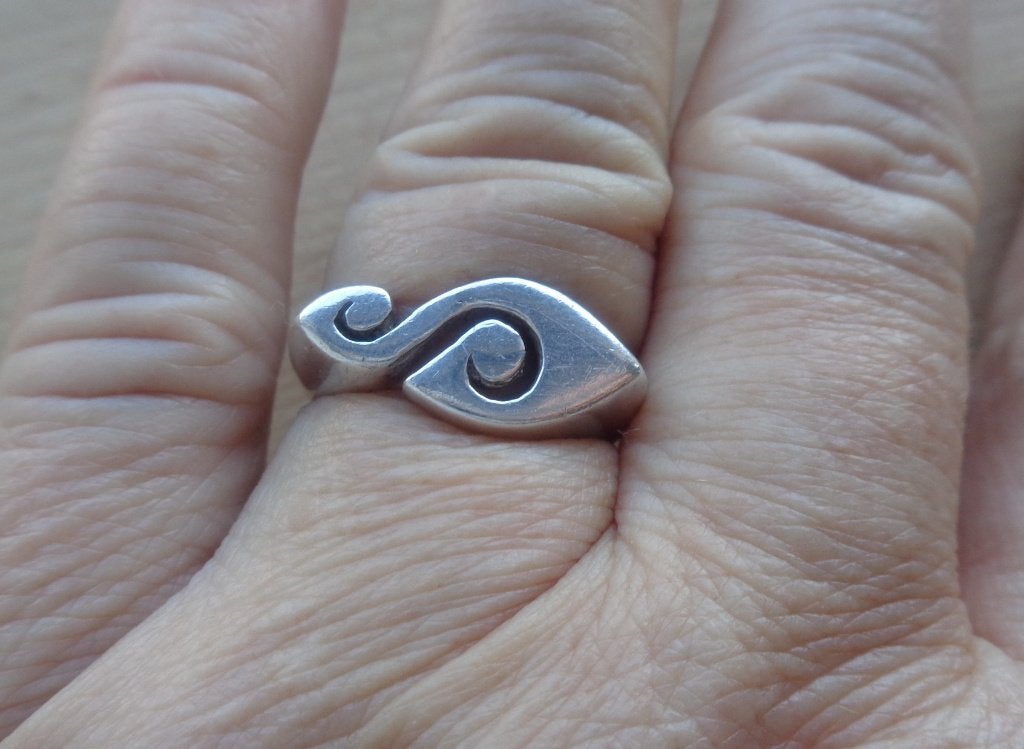 zilveren sierlijke design ring [646], Verzenden, Zo goed als nieuw, 17 tot 18, Dame