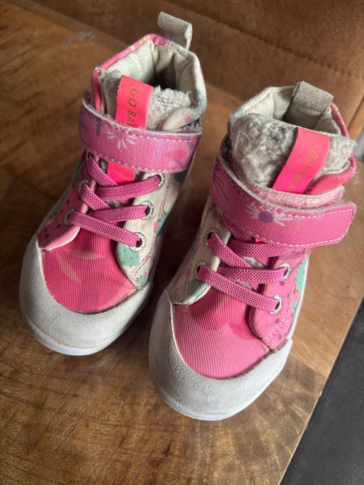Go Bananas Alpaca Roze Schoenen Maat 23, Ophalen of Verzenden, Zo goed als nieuw, Meisje, Schoenen