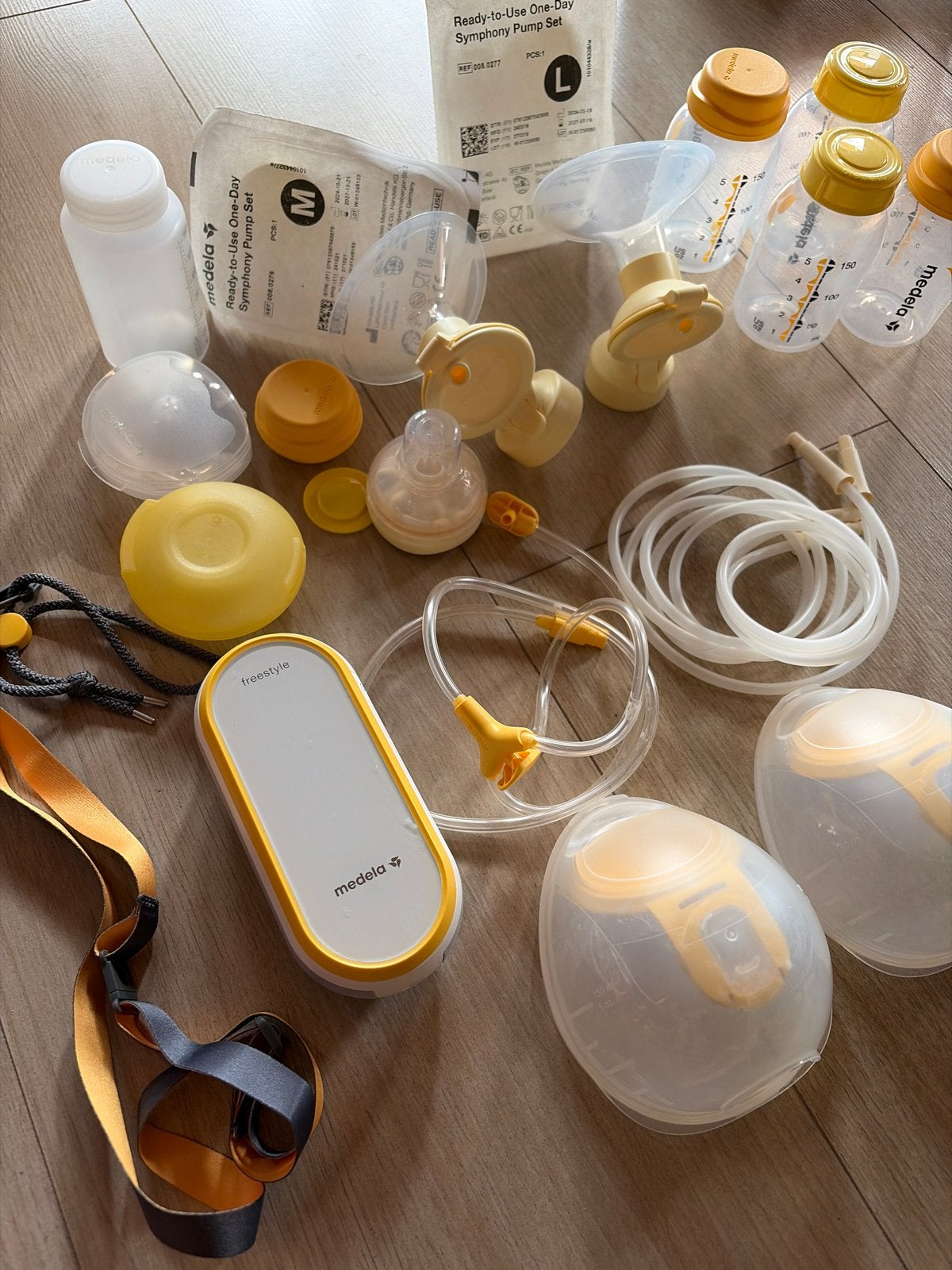 Medela Freestyle Borstkolf Complete Set + all Accessoir, Ophalen, Zo goed als nieuw