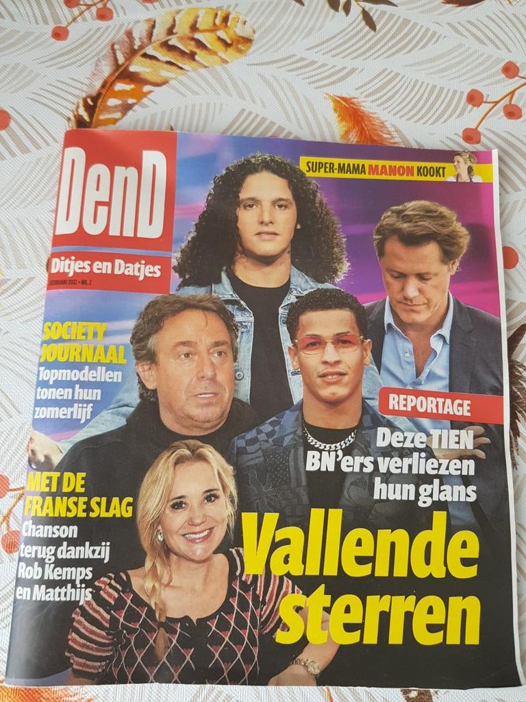 Ditjes & Datjes Karsu Manon Proper, Ophalen of Verzenden, Zo goed als nieuw, Gossip of Showbizz