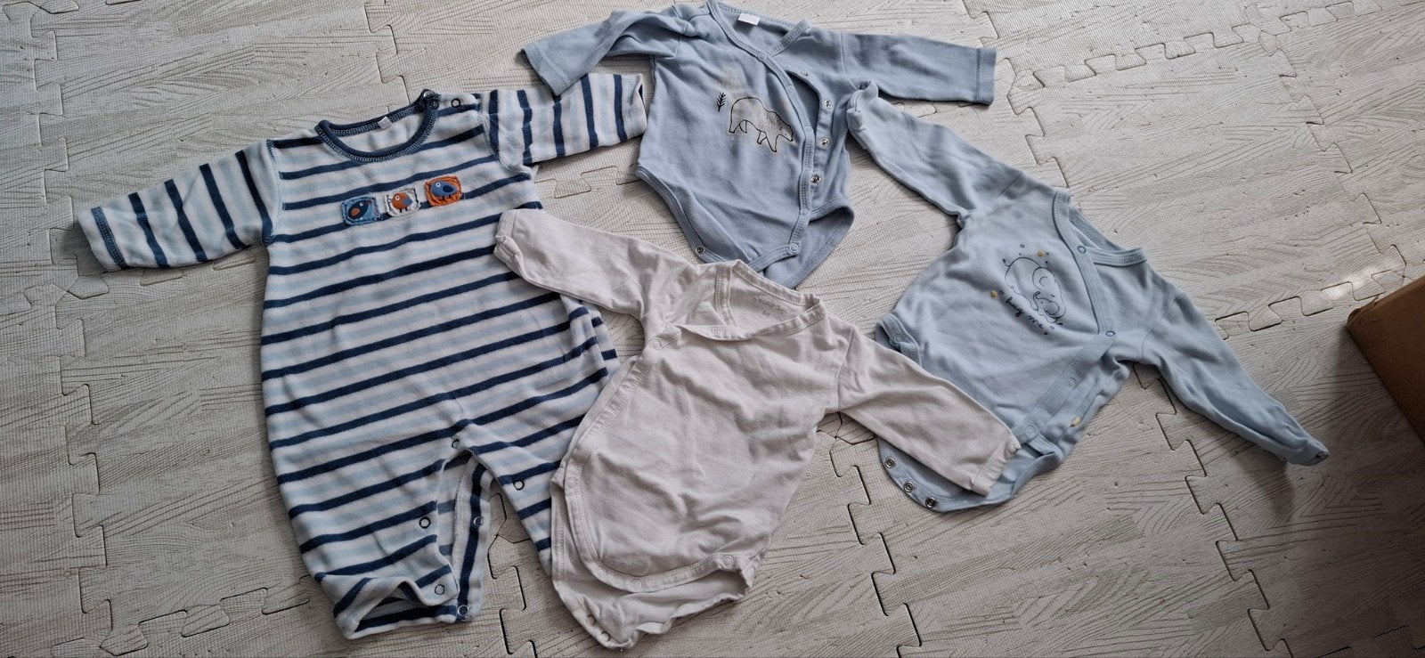 Rompertje met lange mouwen maat 62, Kinderen en Baby's, Ophalen of Verzenden