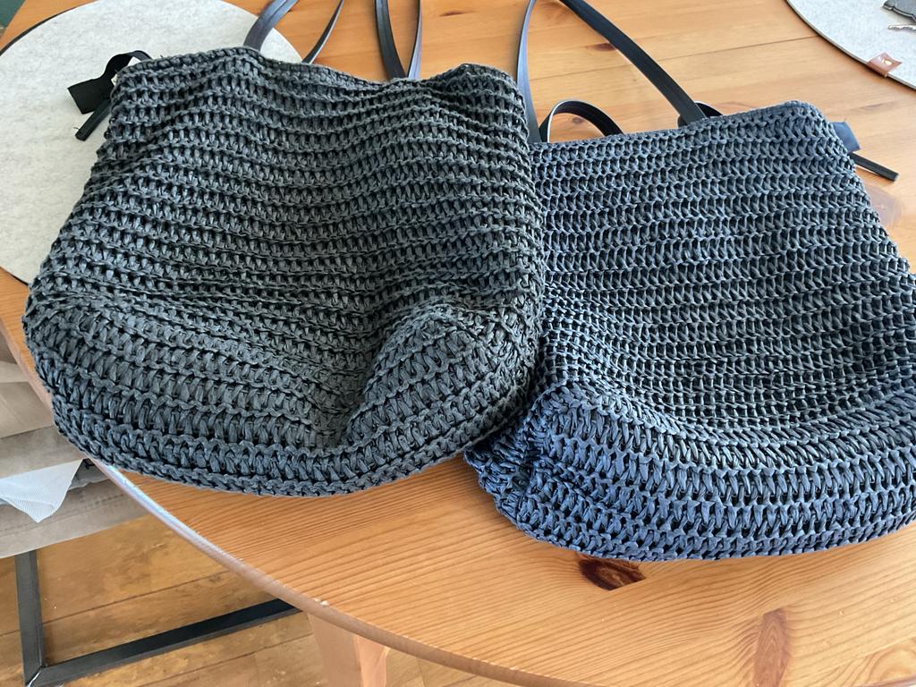 1 : zwart en 1 donkerblauw tas, Ophalen of Verzenden, Gebruikt, Zwart, Shopper