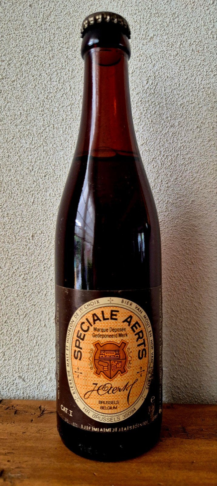 1983 fles Speciale Aerts Belgisch speciaal bier Brussel, Verzamelen, Ophalen of Verzenden, Zo goed als nieuw, Flesje(s), Overige merken