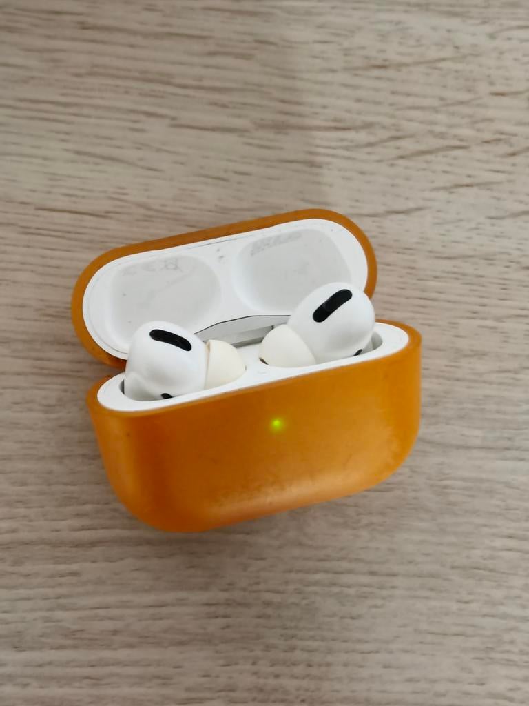 Apple AirPods Pro inclusief hoes ORGINELE, Ophalen of Verzenden