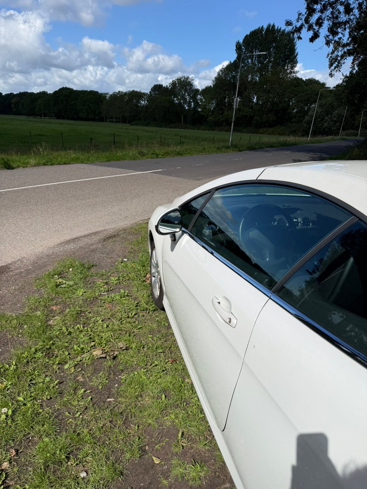 Foto 9 van Peugeot 308 1.6 VTI CC 2011 Wit facelift
