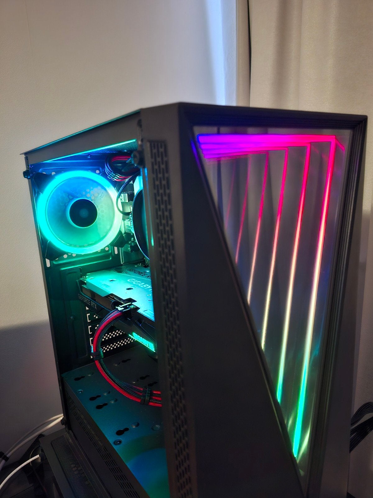 Krachtige Gaming PC met AMD Ryzen 5 8400F en RTX 3060, Computers en Software, Ophalen, AMD Ryzen 5 8400F, Custom Build, Zo goed als nieuw