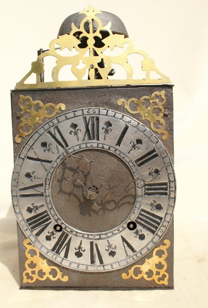 Comtoise fret klokje met tinnen cijferring. 19,2 cm., Antiek en Kunst, Antiek | Klokken, Ophalen of Verzenden