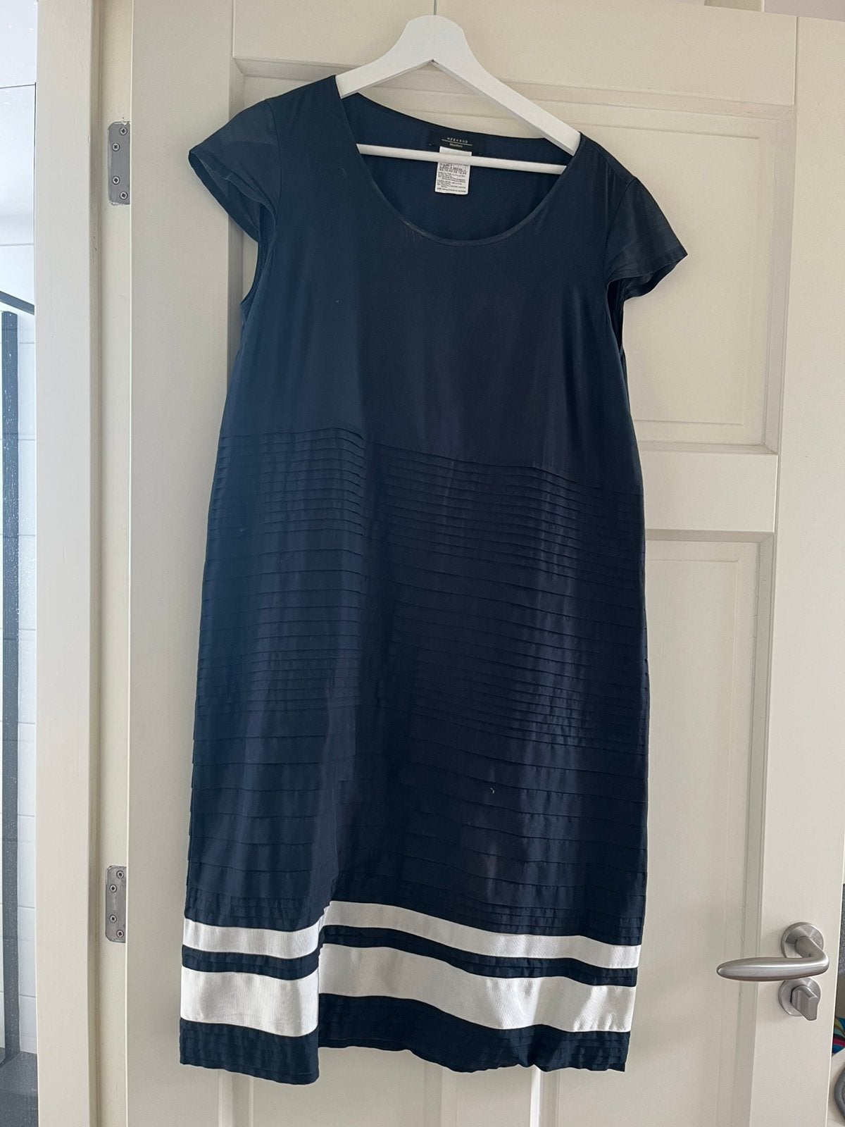 Jurk MaxMara mt 40, Kleding | Dames, Maat 38/40 (M), Blauw, Ophalen of Verzenden, Knielengte