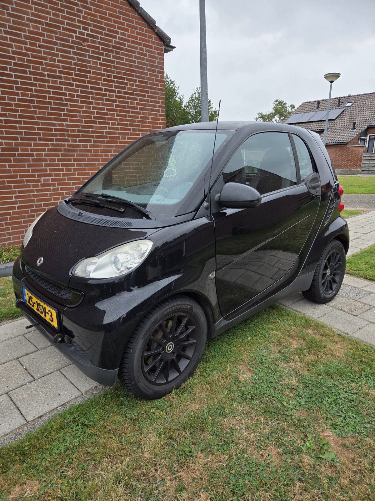 Smart ForTwo 1.0 45KW Coupe MHD AUT 2009 Zwart, Auto's, Automaat, Achterwielaandrijving, 18 €/maand, 61 pk