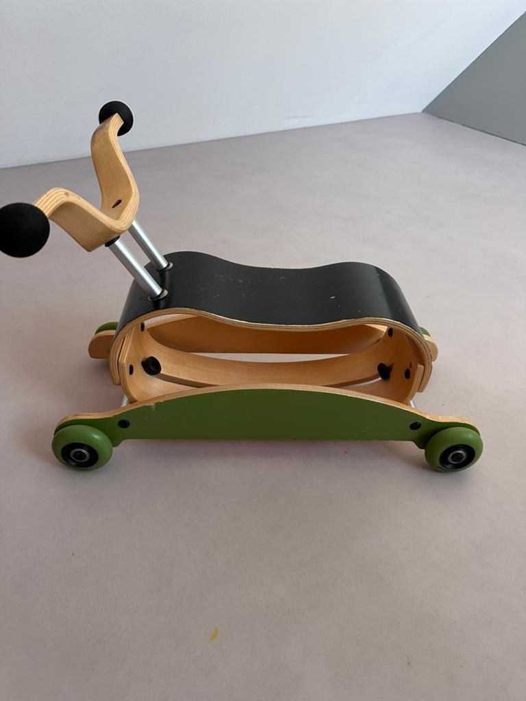 Wishbone flip, 2 in 1 loopauto/wipwap, Kinderen en Baby's, Speelgoed | Houten speelgoed, Gebruikt, Duw- of Trekspeelgoed, Ophalen of Verzenden