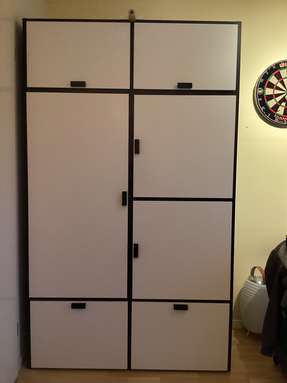 kledingkast ikea Odda wit/zwart met veel opbergruimte, Ophalen, 100 tot 150 cm, 200 cm of meer, Met klep(pen)