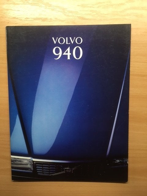 Volvo 940 Brochure - Origineel uit 1993   NL, Gelezen, Volvo, Volvo Cars, Ophalen of Verzenden