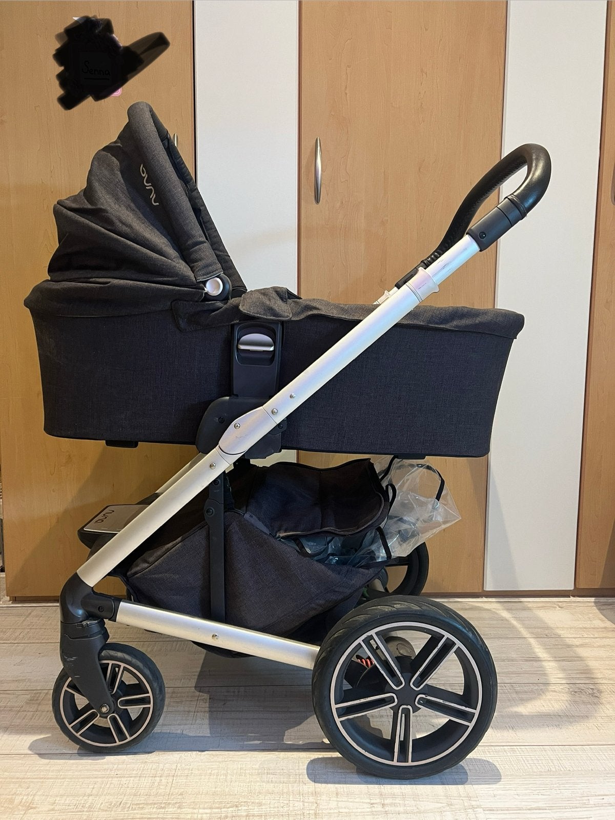 Nuna kinderwagen, Kinderen en Baby's, Kinderwagens en Combinaties, Verstelbare duwstang, Zo goed als nieuw, Ophalen, Kinderwagen