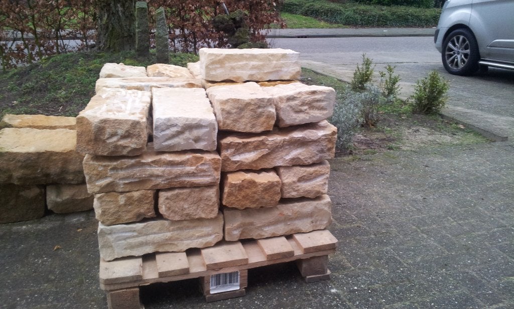 Te koop  zeer mooie Bentheimer zandsteen., Ophalen, Zo goed als nieuw, Minder dan 100 cm, Minder dan 25 cm