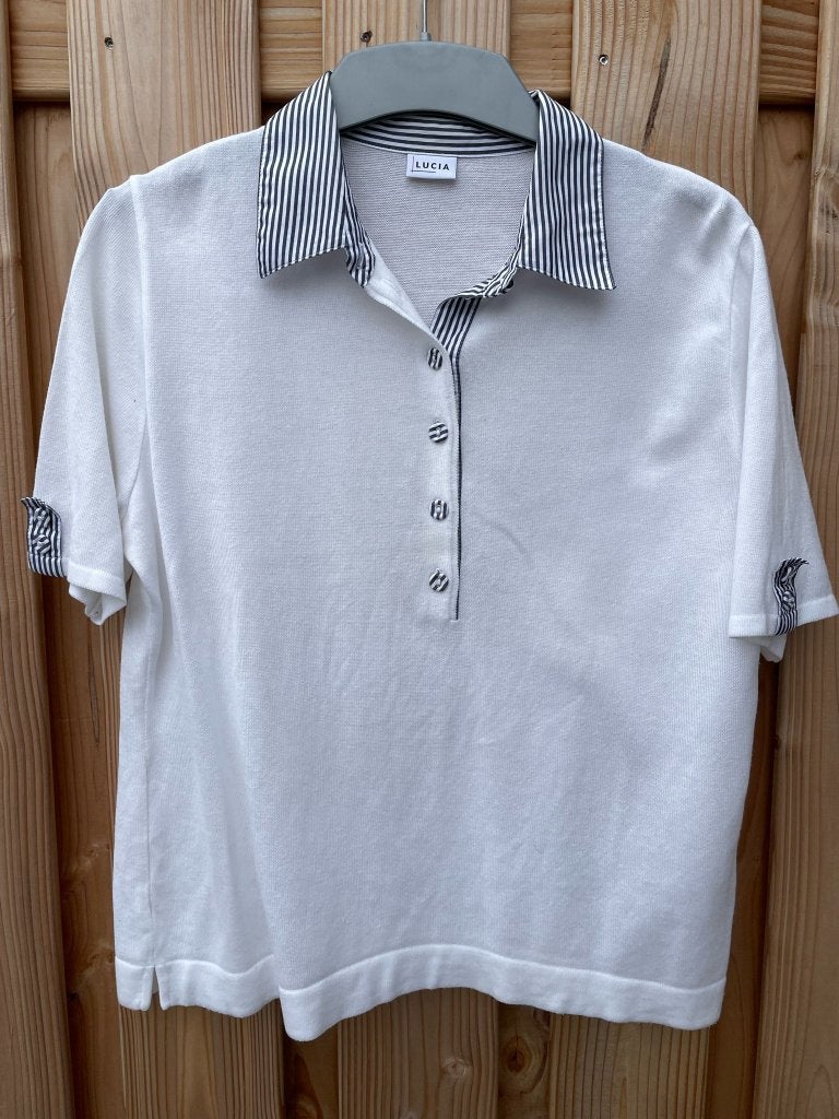 Mooie witte fijngebreide polo van Lucia, maat 48, Kleding | Dames, Verzenden, Wit, Shirt of Top, Gedragen