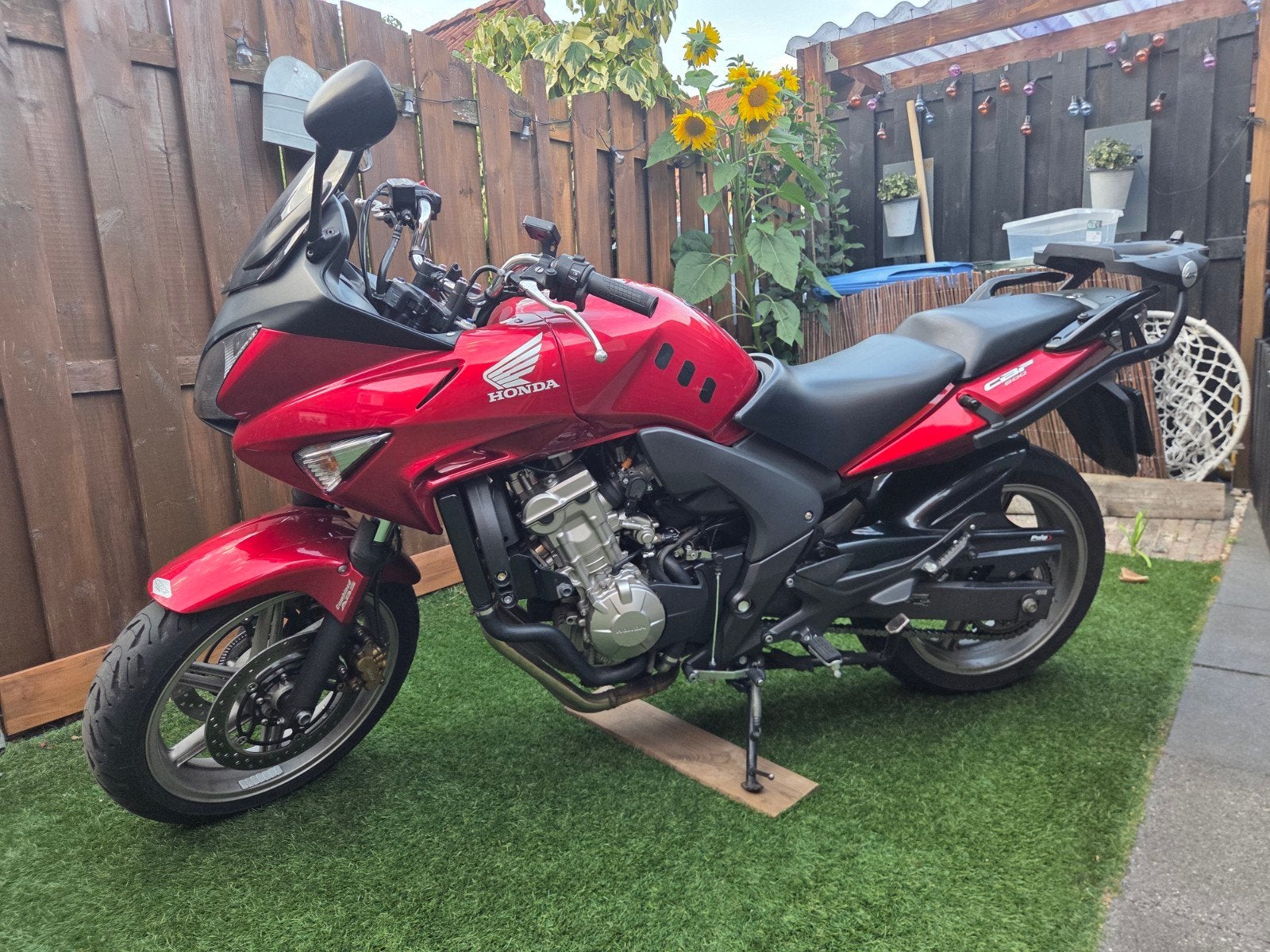 Honda CBF 600 S - bouwjaar 2008 met ABS en topkoffer, Occasion, 4 cilinders, Particulier, Toermotor