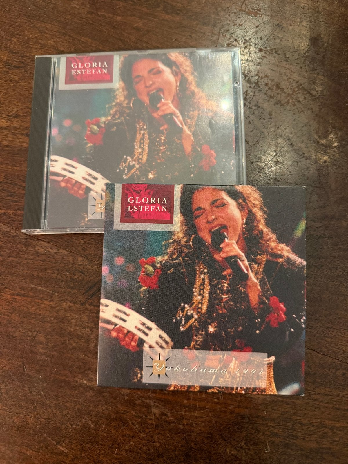 Gloria Estefan - Yokohama 1991 CD + Promo CD Single, Gebruikt, Pop, Ophalen of Verzenden, Promo
