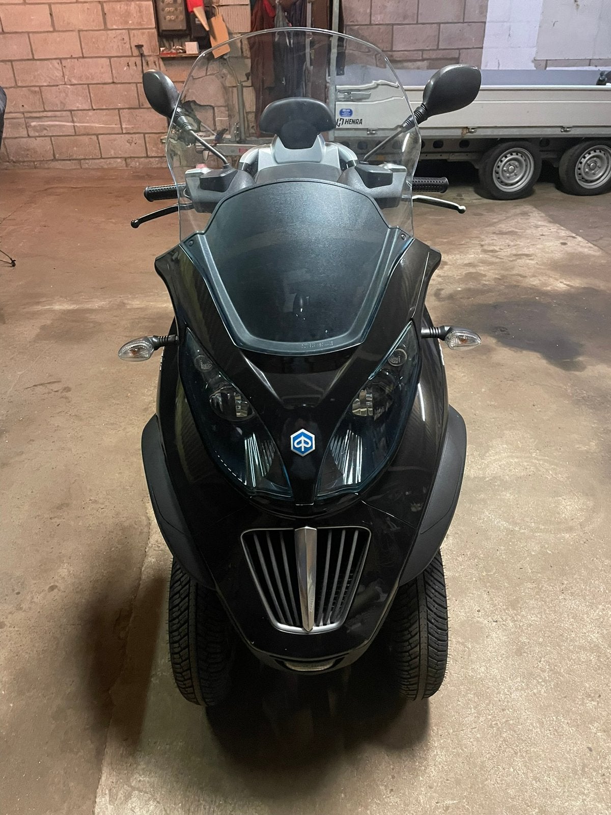 Piaggio mp3 400lt, Ophalen