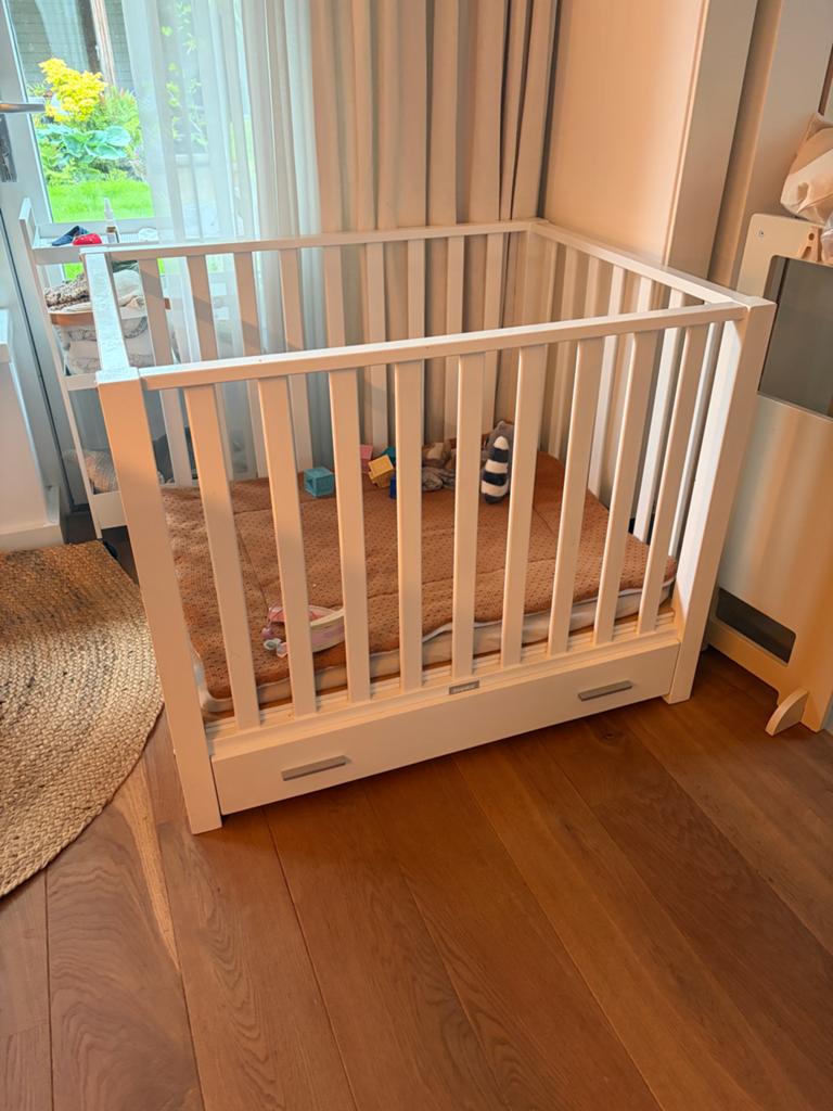 Bopita box wit met lade incl matras / hoes, Kinderen en Baby's, Boxen, Ophalen, Gebruikt, Vierkant, Lade