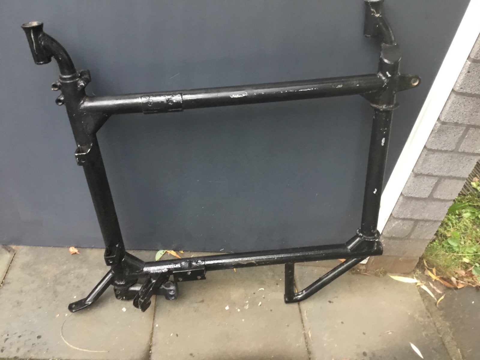 Motorfiets zijspan frame - Zwarte en roestige, Motoren, Ophalen, Gebruikt