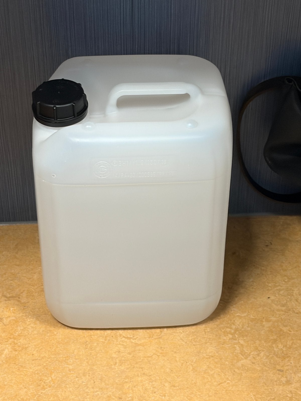 Jerrycan 10 liter, Minder dan 75 liter, Ophalen of Verzenden, Zo goed als nieuw